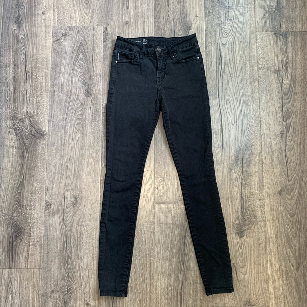 ARMANI EXCHANGE BLACK SKINNY JEANS